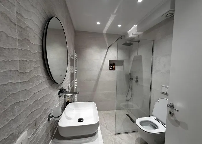 Apartment Modern New Bazaar *